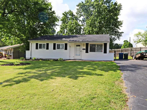 2247 Weedel Dr, Arnold, MO 63010