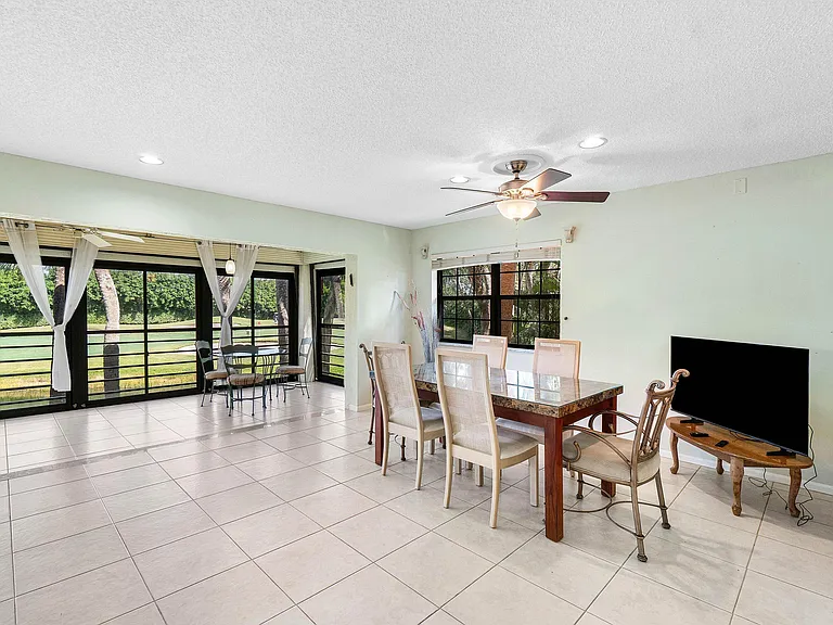 6446 Aspen Glen Cir — Photo 5