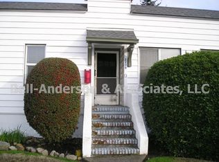 2205 Porter St, Enumclaw, WA 98022