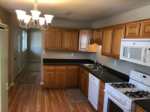 3rd image of 1522 Wakonda Dr