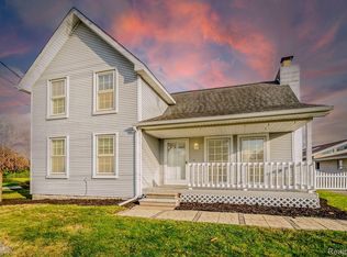 19169 Hannan Rd, New Boston, MI 48164