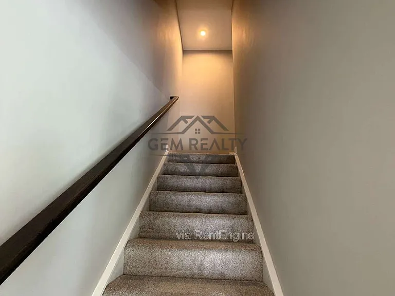 8700 Stevenson Ln — Photo 31