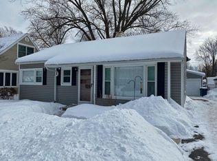 221 W Berkshire Ave, Lombard, IL