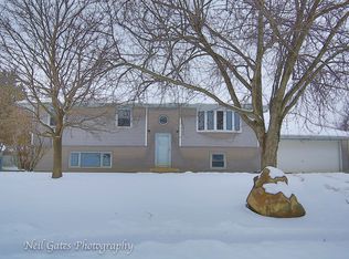 1243 Rick Ct, Joliet, IL 60431