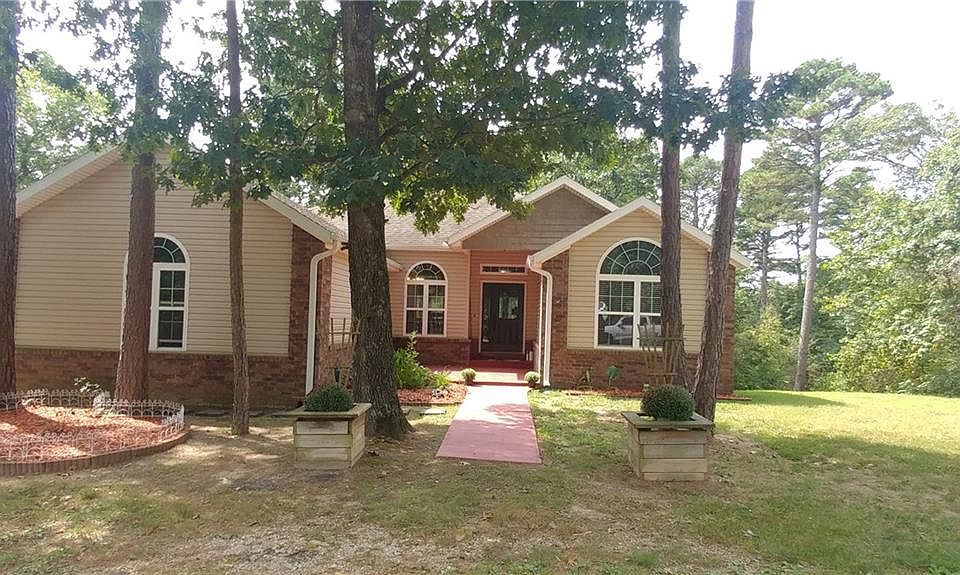 1st image of 2 Woore Ln