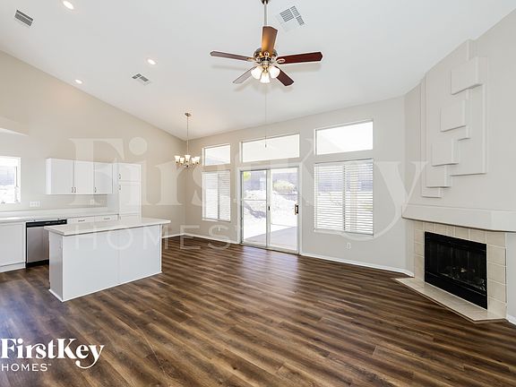 5th image of 107 Workman Ct