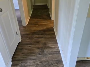 2630 Cherry Cir, Raleigh, NC 27603