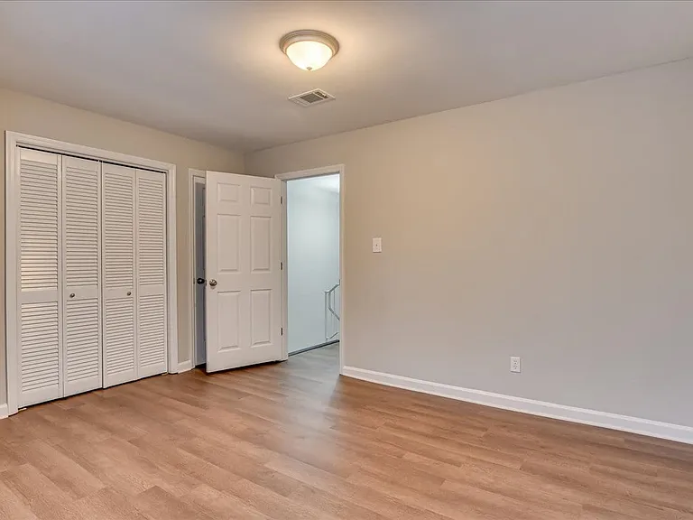 305 Telfair St — Photo 22