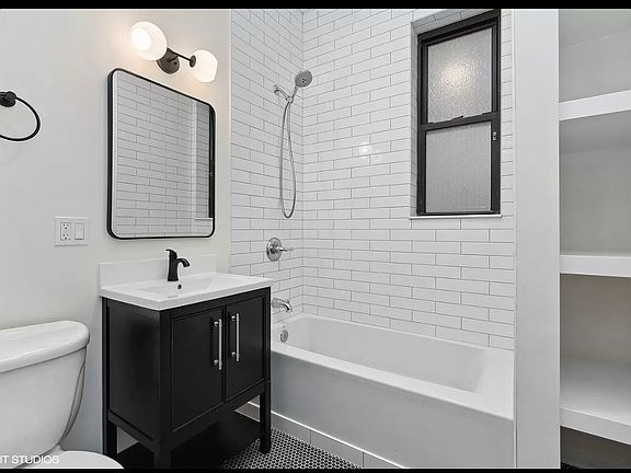3rd image of 2749 N Troy St #1