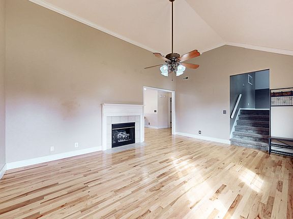 5th image of 244 Shadyside Ln