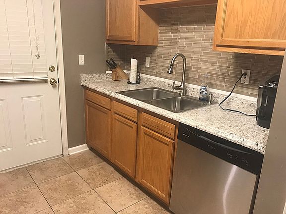5th image of 8515 Hare Ave