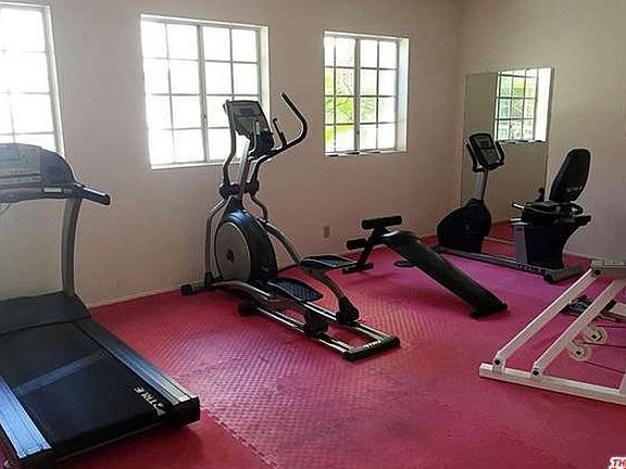 5th image of 10021 Tabor St APT 301