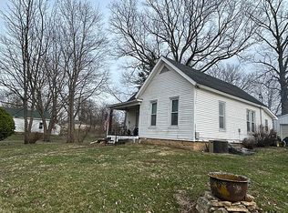 326 W 2nd St, Versailles, IL 62378