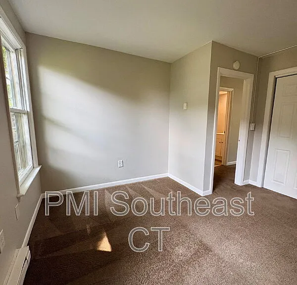 54 Hempstead St #1 — Photo 8