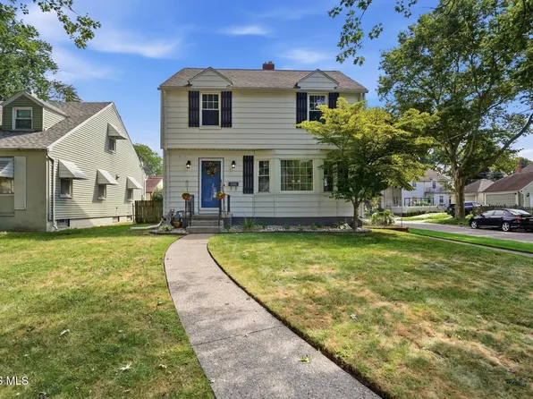 3702 Elmhurst Rd, Toledo, OH 43613