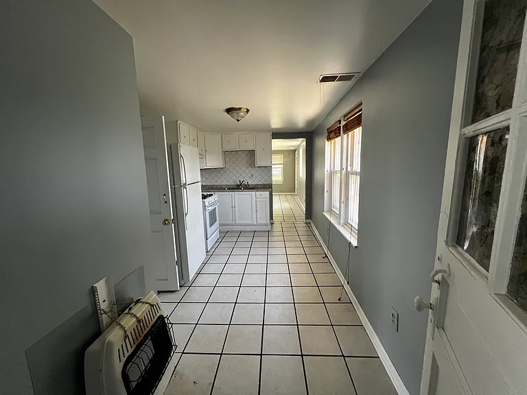 1440 S 49th Ave #1 — Photo 9