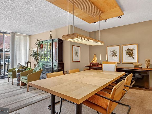 5th image of 2555 Pennsylvania Ave NW APT 517