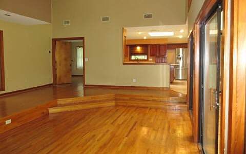 5th image of 275 NW Cypress Cove Dr