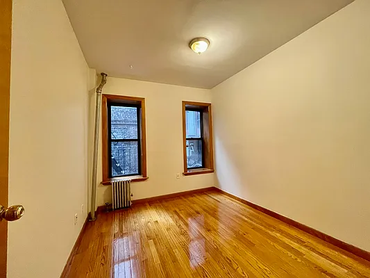 Rented by J PRESTON AND ASSOCIATES INC | media 10