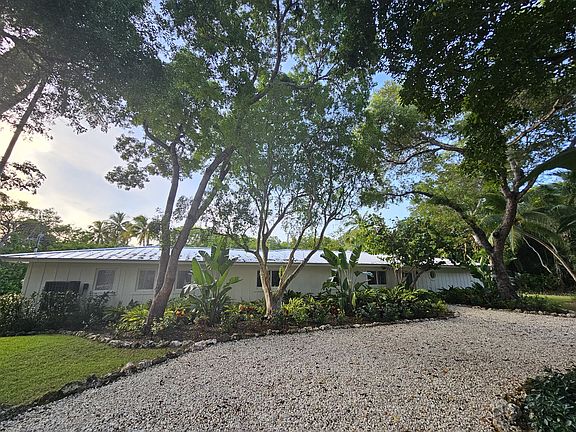 5th image of 41 Sunset Rd