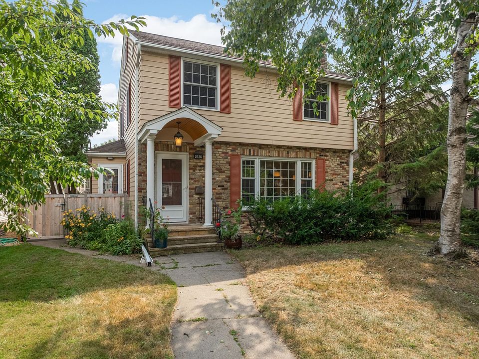 1st image of 2126 Scheffer Ave