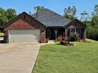 533 Rockwood Dr, Kiefer, OK 74041