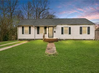 125 Patrician Dr, Hampton, VA 23666