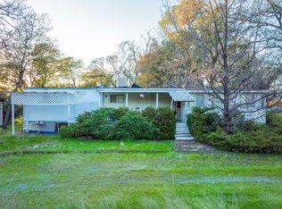 11816 Rebecca Ln, Redding, CA 96003