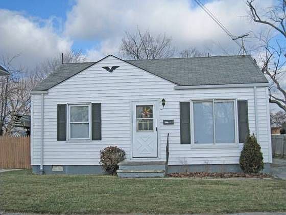 1st image of 12728 Carrington Ave
