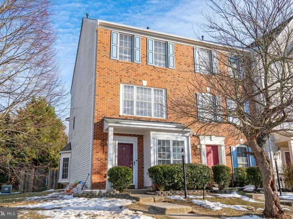 8853 Stable Forest Pl, Bristow, VA 20136