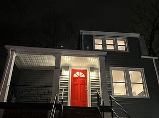 101 Hillcrest Rd, Maplewood, NJ 07040