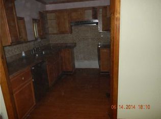 210 Hoot Owl Rd, Evans City, PA 16033