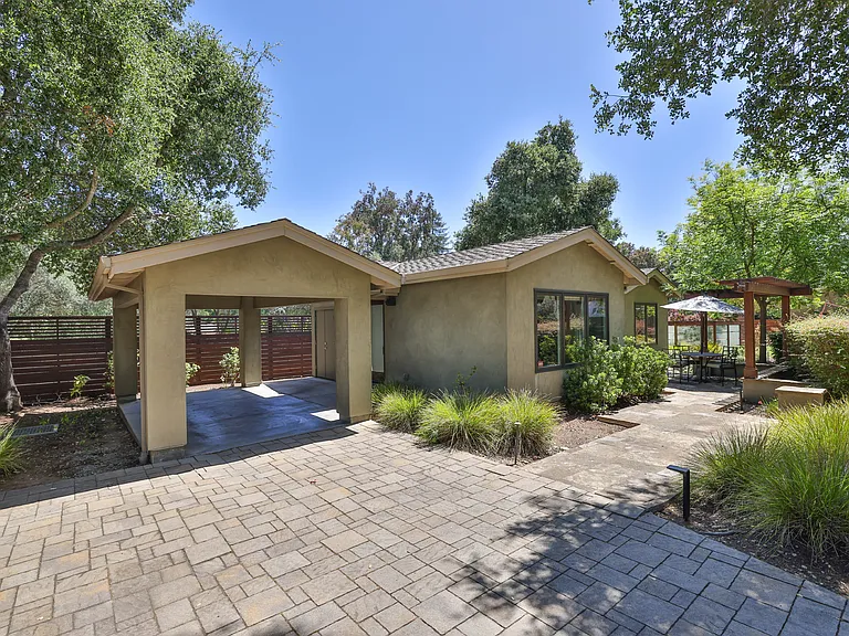 1705 Granger Ave — Photo 3