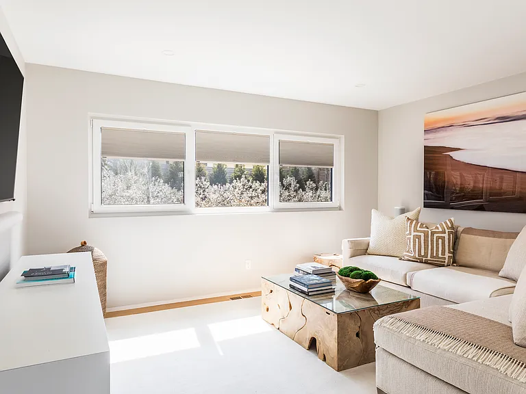 32 Island View Dr W — Photo 14
