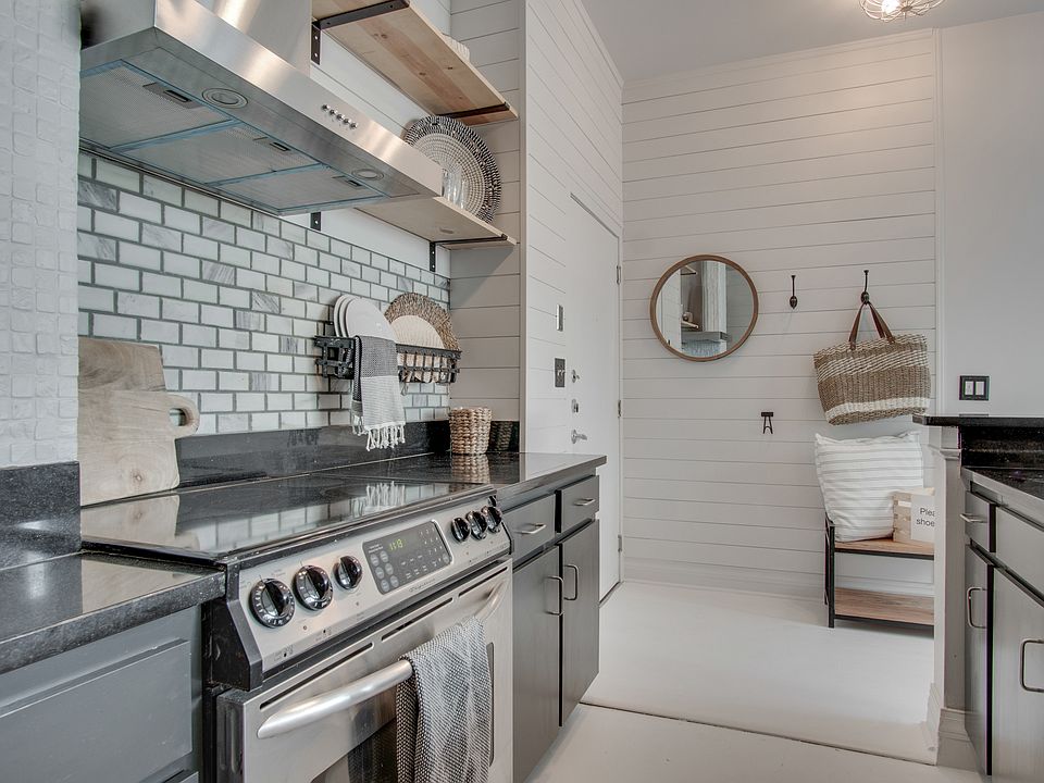 1st image of 800 Peachtree St NE APT 8604