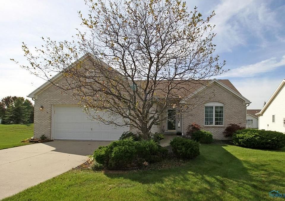 1st image of 26315 E Wexford Dr