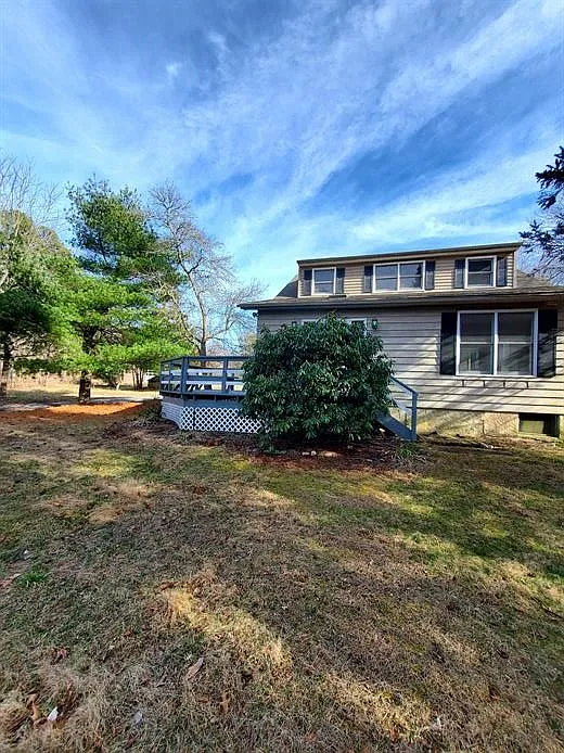 199 White Rd