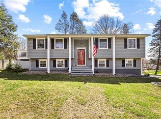 705 Toni Ct, Yorktown Heights, NY 10598