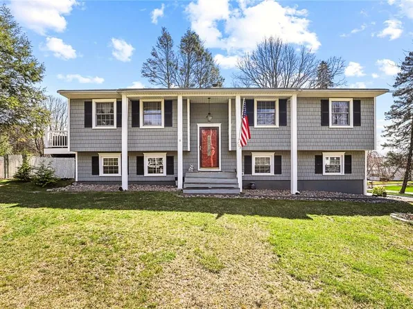 705 Toni Court, Yorktown Heights, NY 10598