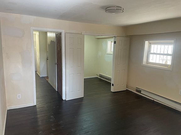 3rd image of 1911 E 33rd St #1