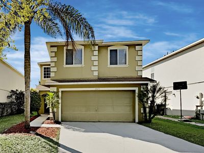 2023 Stone Abbey Blvd, Orlando, FL, 32828