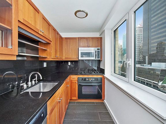 3rd image of 425 5th Ave APT 23A