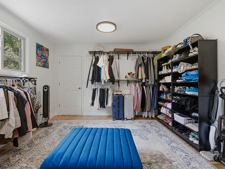 6555 Brownlee Dr — Photo 18