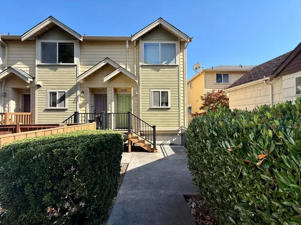 4538 41st Ave SW APT A, Seattle, WA 98116