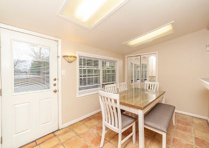 5th image of 4750 View Dr