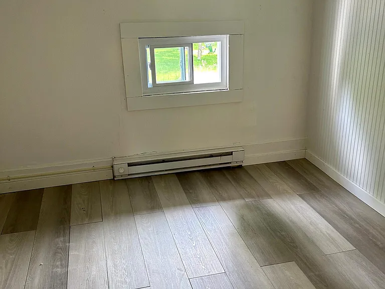 120 Tinker St #4 — Photo 3