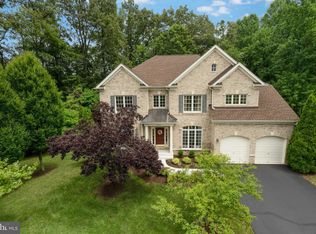4711 Benjamin Cross Ct, Chantilly, VA 20151