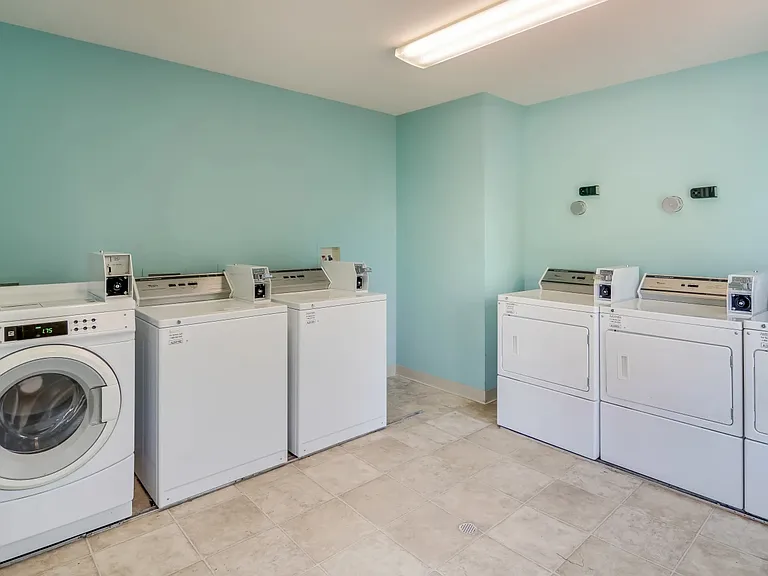Creekpointe Apartments — Photo 14