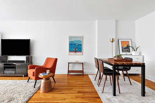 Sold by Compass | media 2