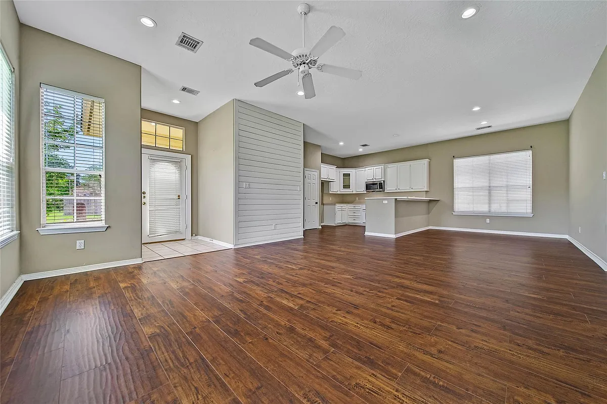 Building Photo - 13032 Centaurus Ct